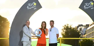 Tour de France Grand Départ Trophy Handed to Great Britain as the ‘Next Hosts’ of Famous Event